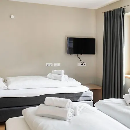 Zillertal Готель *