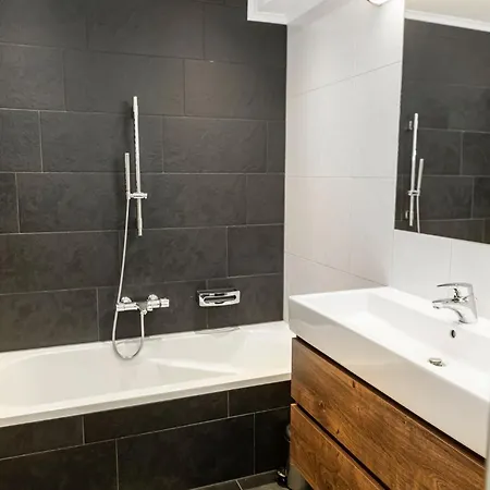 ホテル Zillertal ゲルロス